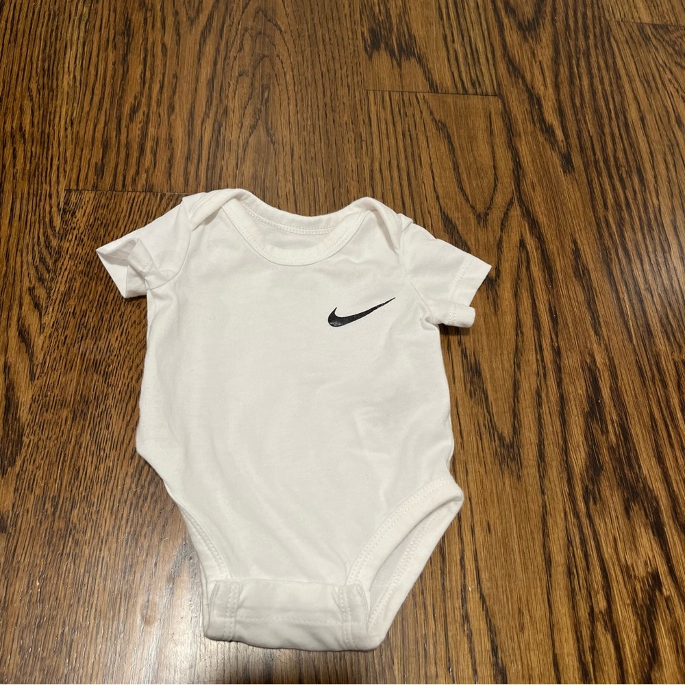 Nike White Infant Bodysuit